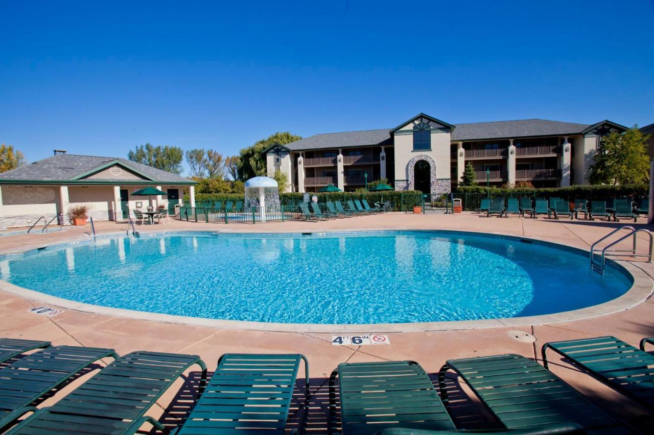 Holiday Inn Club Vacations At Lake Geneva Resort Exterior photo