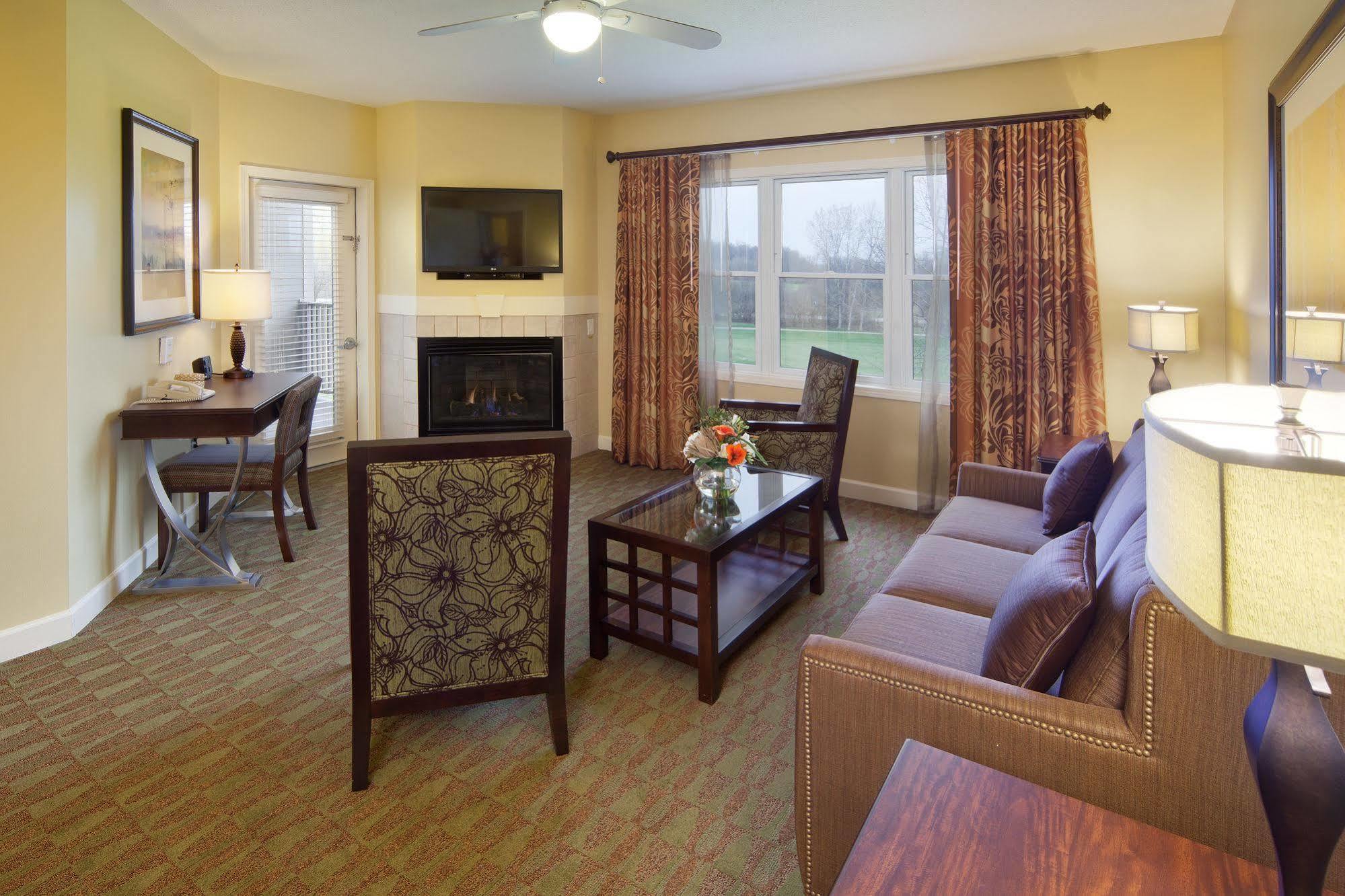 Holiday Inn Club Vacations At Lake Geneva Resort Exterior photo